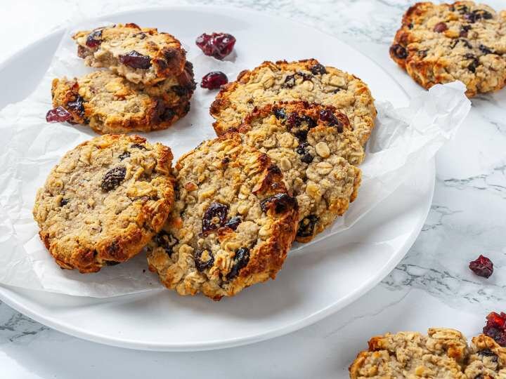 Pam’s Oatmeal Raisin Cookies